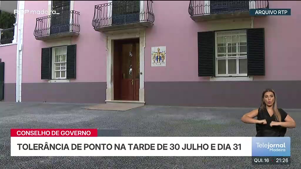 Adaptação da Escola de São Jorge para estrutura residencial de idosos