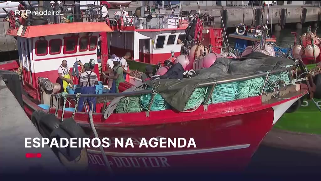 Ministro da Agricultura e Mar critica resistência da UE à renovação dos espadeiros da Madeira
