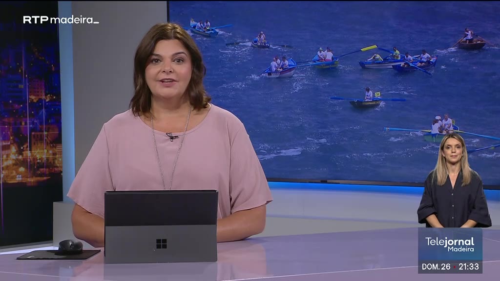 Carlos Lima e Miguel Figueira vencem regata de canoas tradicionais do Porto Moniz