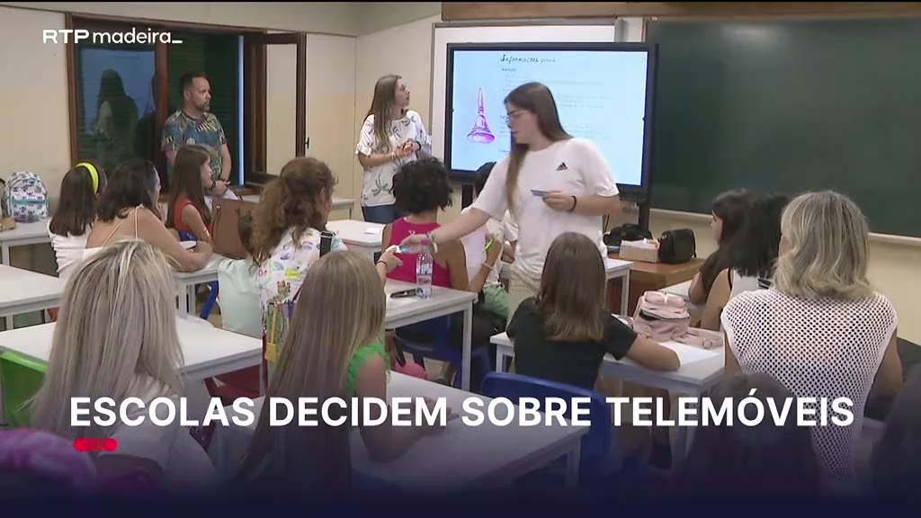 Uso de telemóveis nas escolas da Madeira