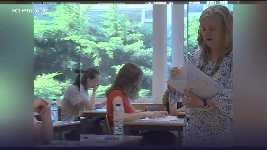 Professores da Madeira pedem adiamento do início das aulas para o 3º ciclo