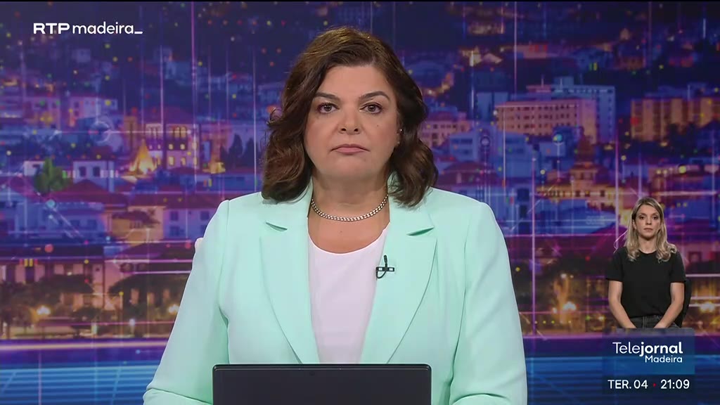 Atrasos na reapreciação de exames nacionais geram polémica