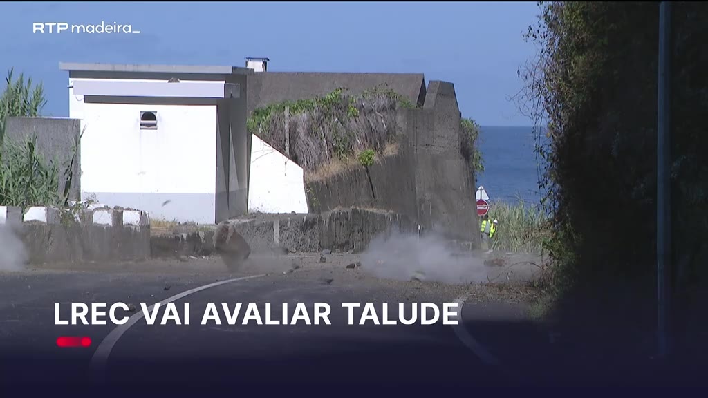 Avaliação do talude na Via Expresso após derrocada no Seixal