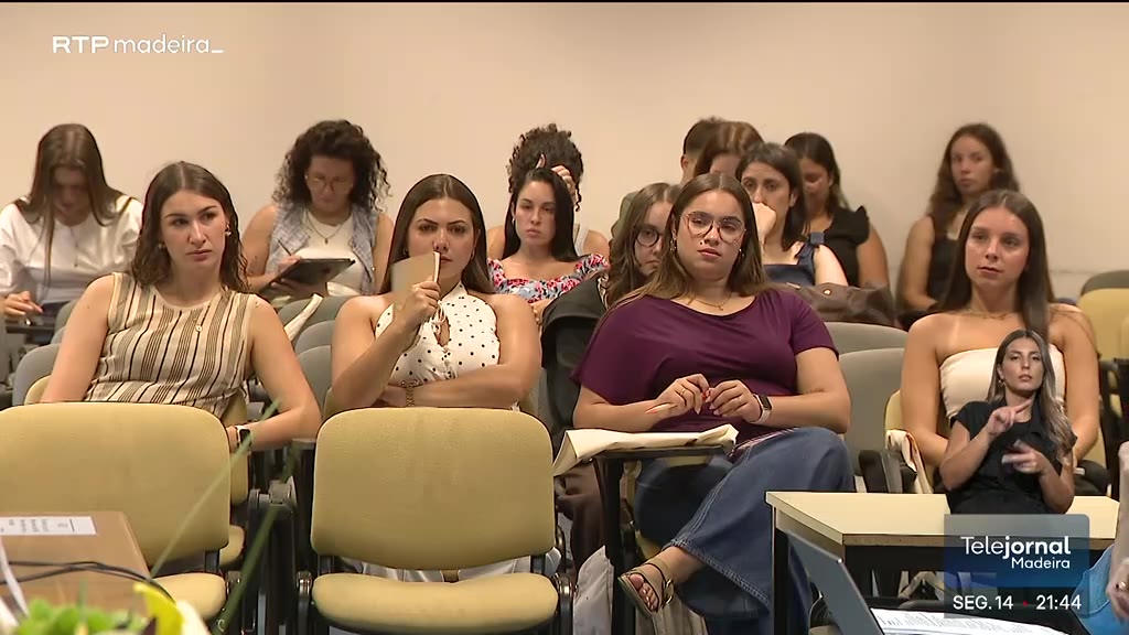 Governo defende novo modelo de financiamento para a RTP