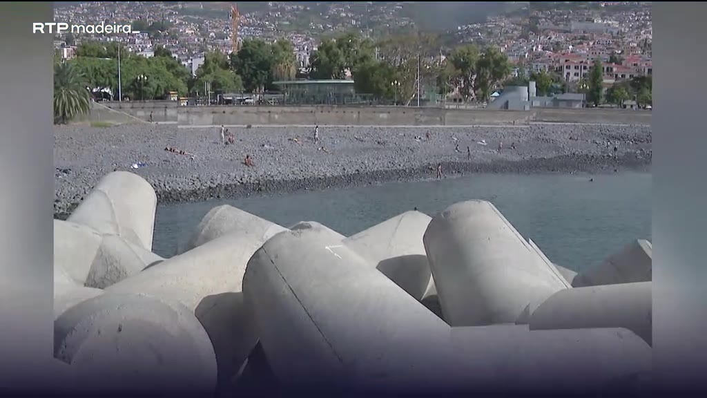 Corpo encontrado a flutuar no mar no Funchal