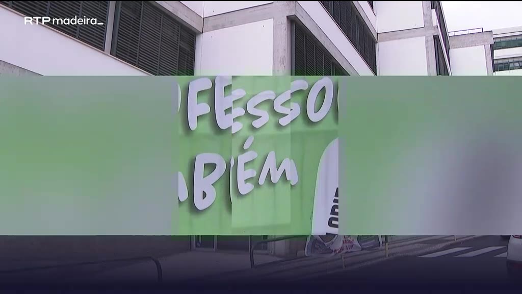 Falta de 200 professores na Madeira