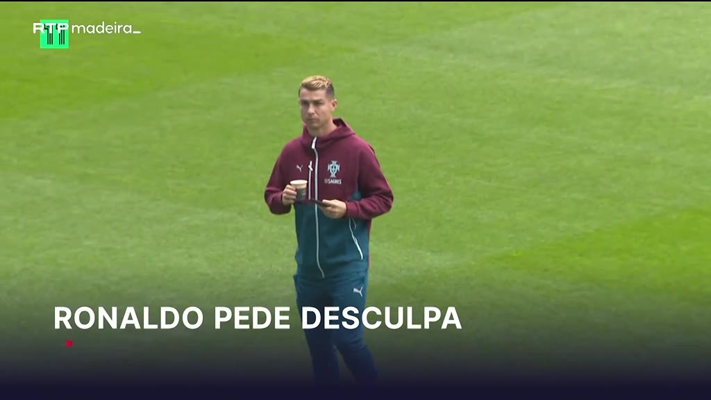 Cristiano Ronaldo pede desculpa e diz estar disponível para regressar à seleção