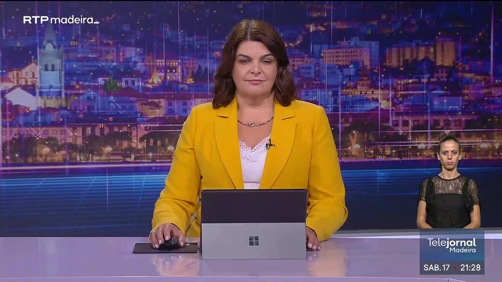 Associados do Caminho Real da Madeira visitam trilhos nos Açores