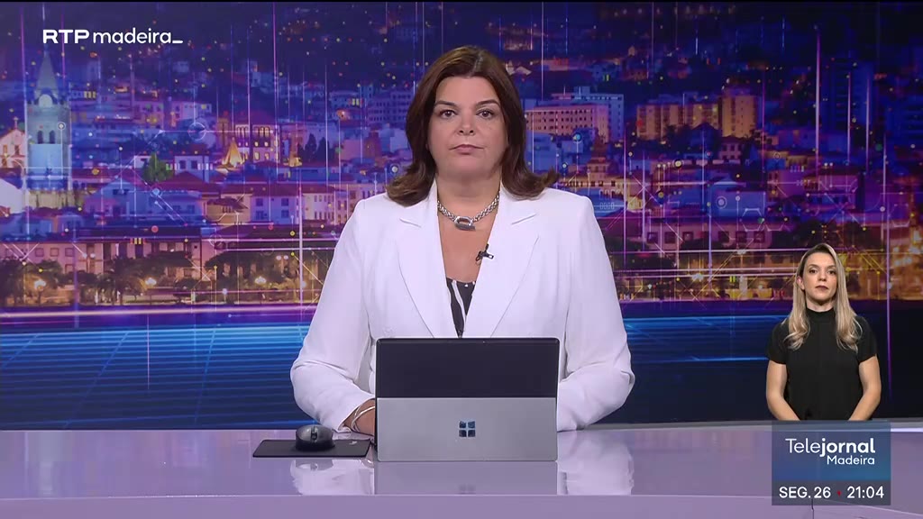 Presidente do Governo acusa oposição de cinismo em debate sobre habitação